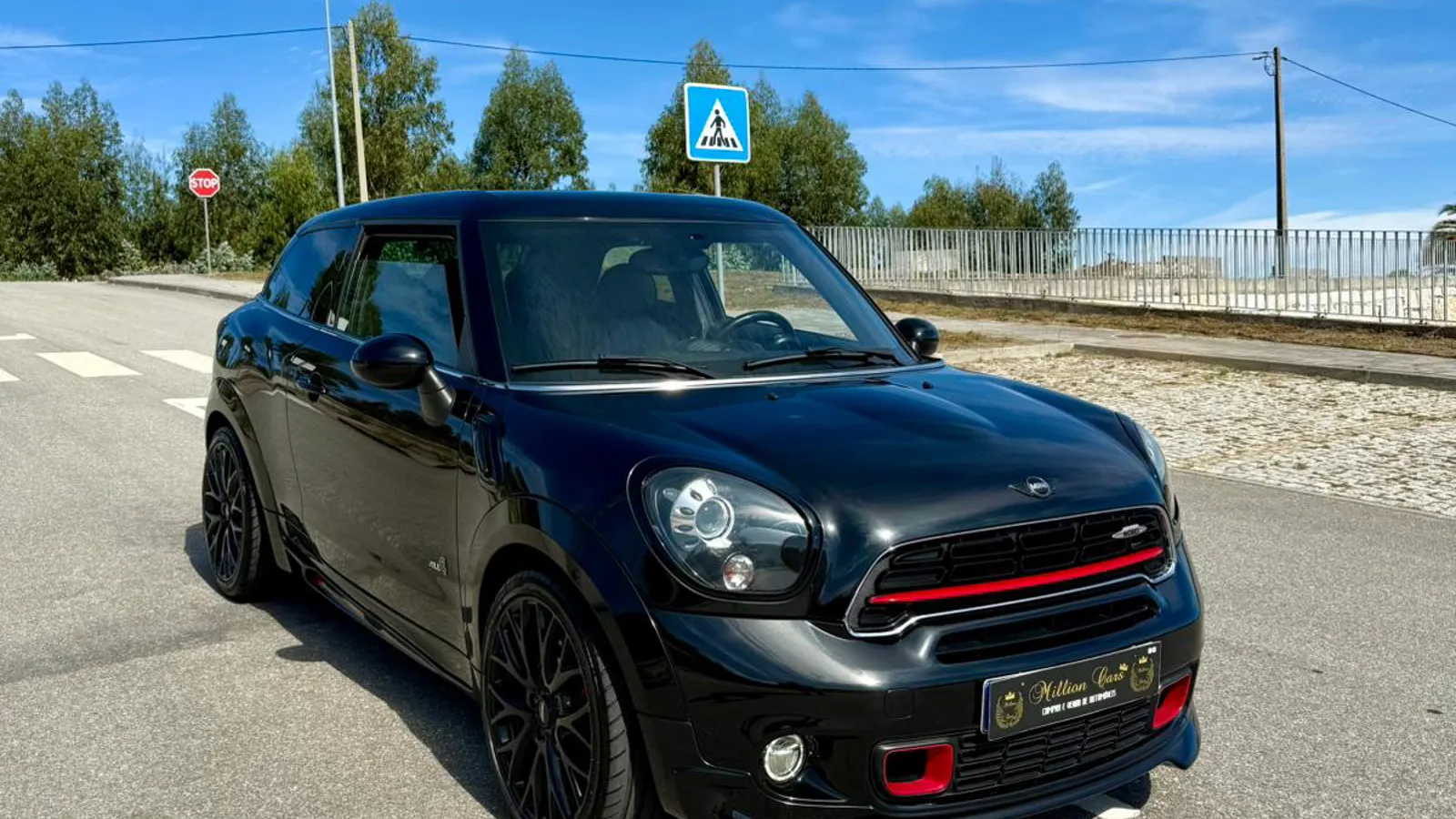 MINI Paceman